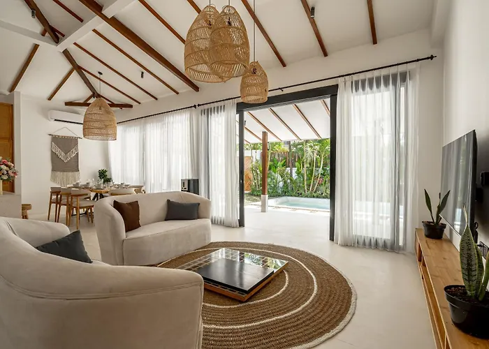 Udara By Evdekimi - Spacious 4br Pool With Lush Garden At Artistic Center Of * Ubud